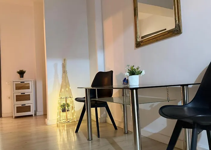 Piata Victoriei Apartment *